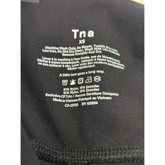 Aritzia Tna Atmosphere Cropped Black pant/leggings XS NWT Sold out - Picture 13 of 13